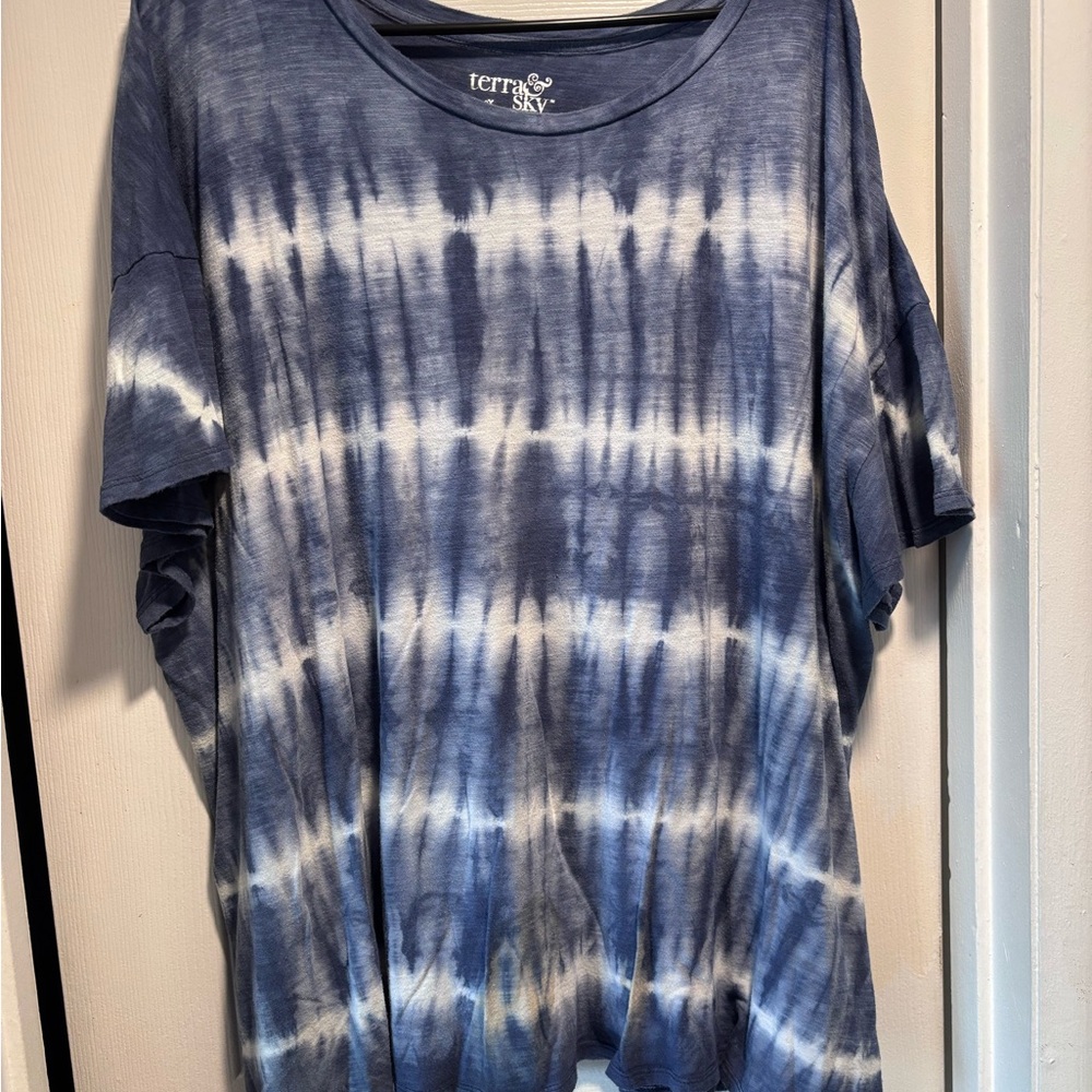 Terra & Sky Blue and White Relaxed T-Shirt